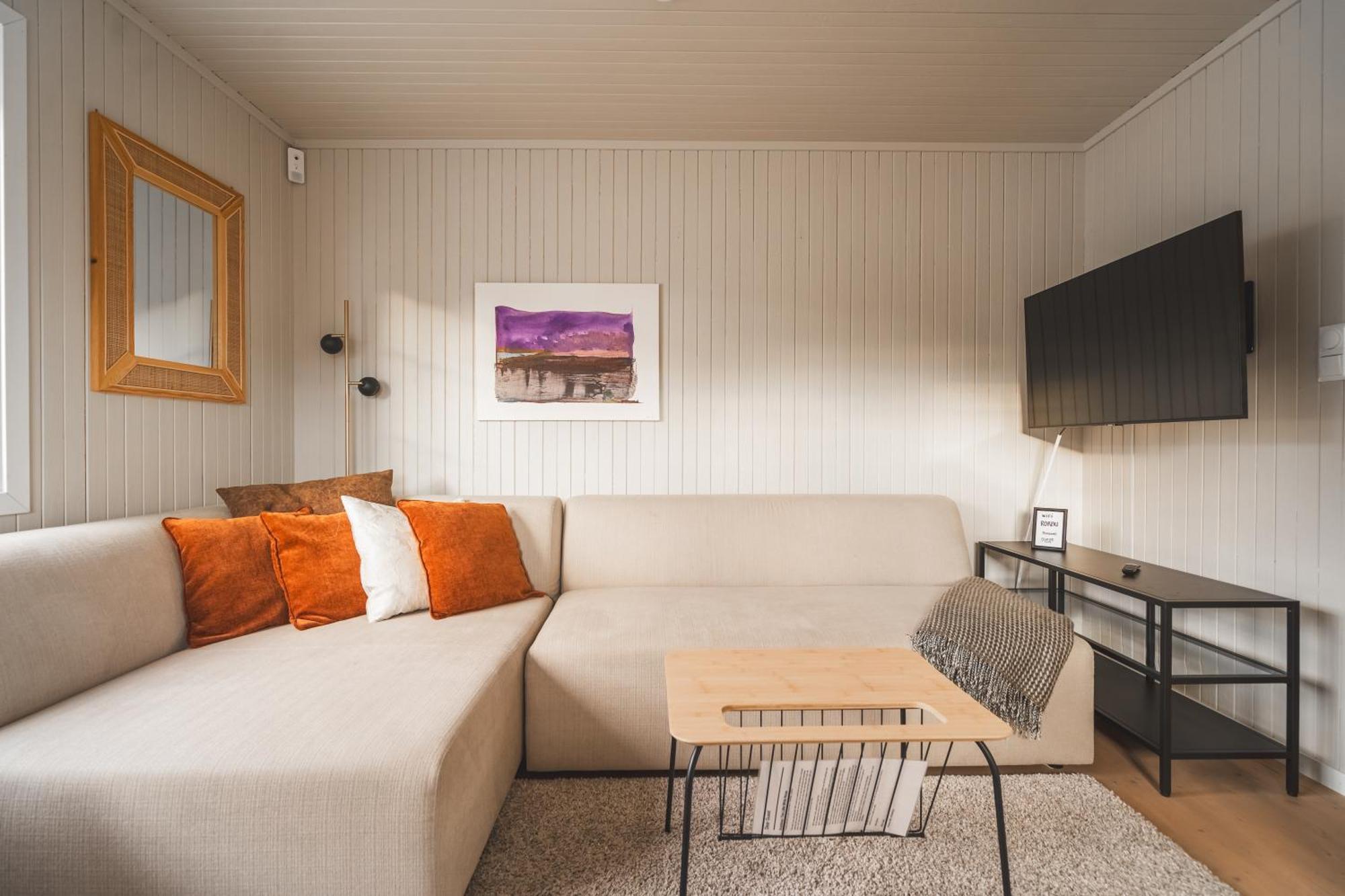 Little White House Villa Рейне Екстериор снимка